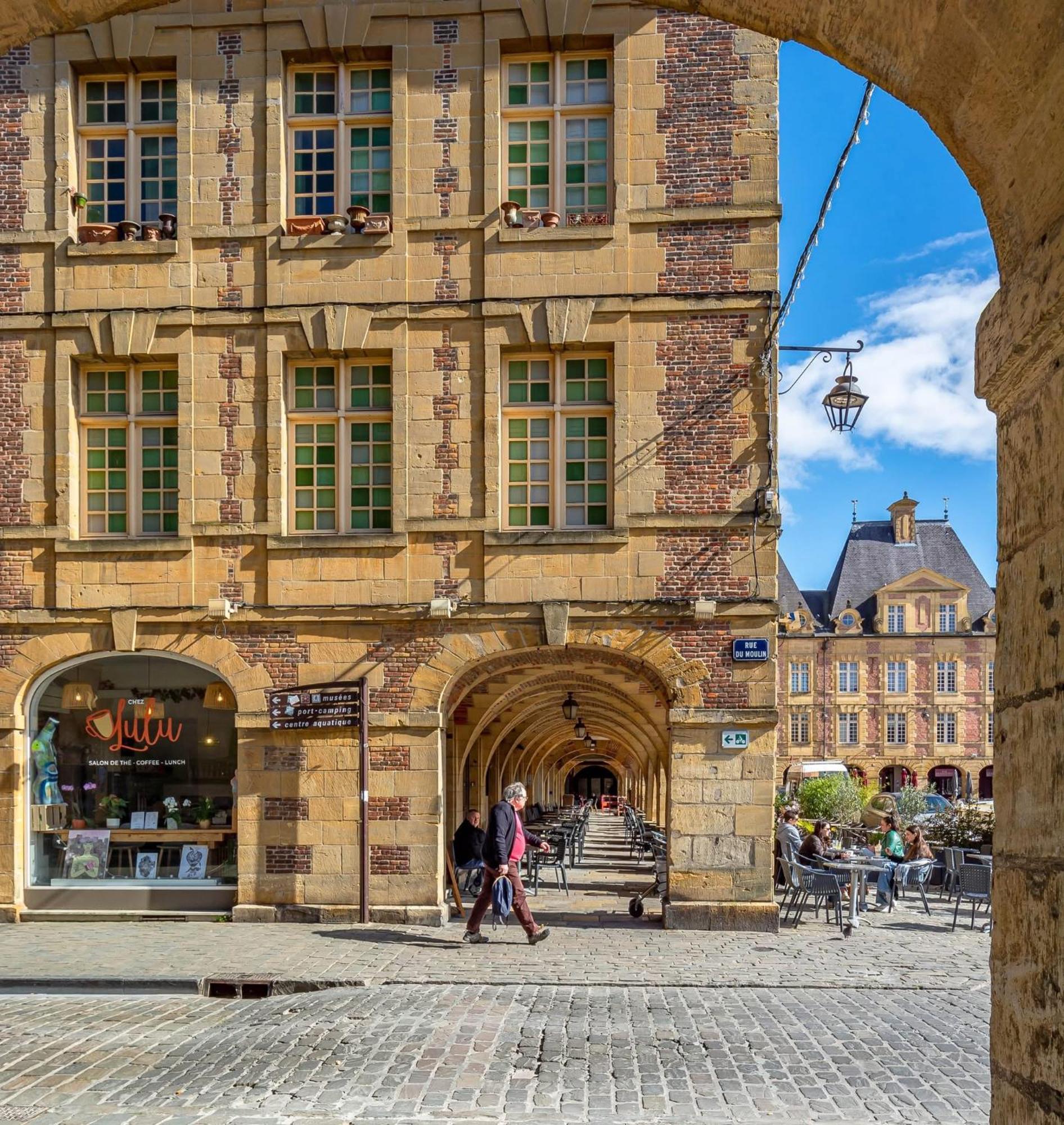 Le Petit Ardennais Charleville-Mezieres Exterior photo